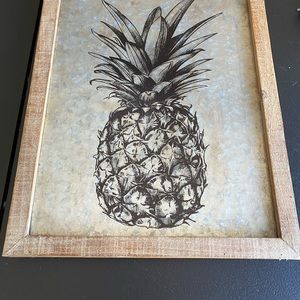 Rustic farmhouse pineapple picture